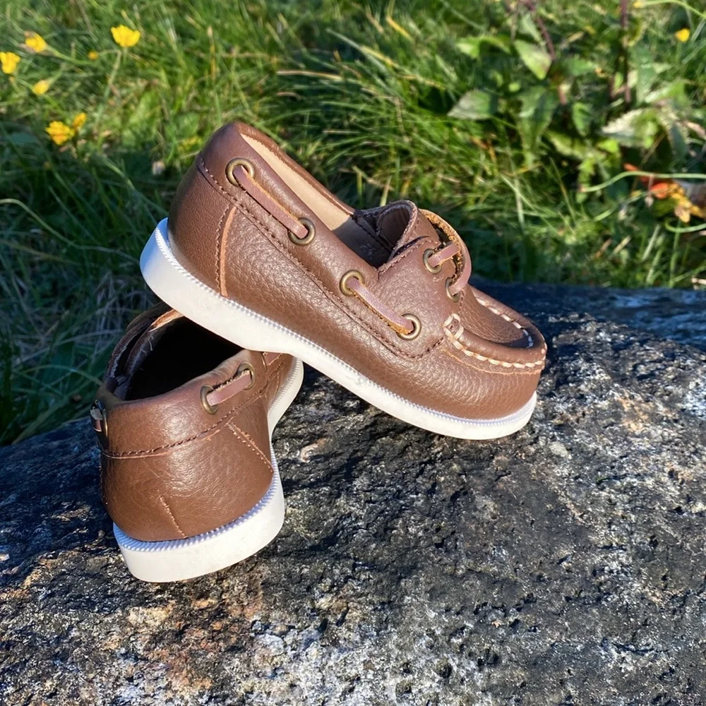Janie and Jack deck shoes size 5 - Picture 5 of 7